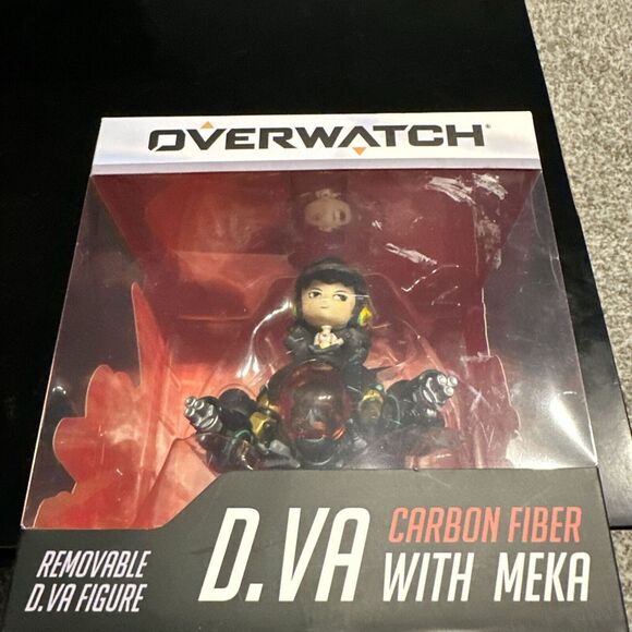 Blizzard Gear Merchandise Overwatch‎ Carbon Fiber D.Va With Meka - Picture 1 of 4